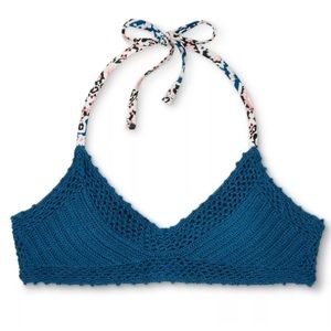 ☀️ NWT Xhiliration by Target Crochet Bikini Top